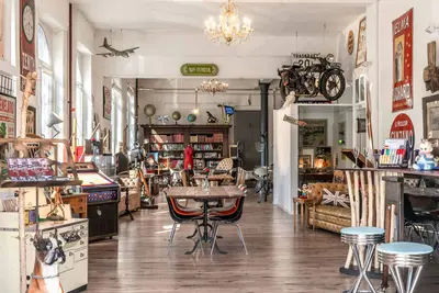 Antik-Unique Vintage-Café & Store